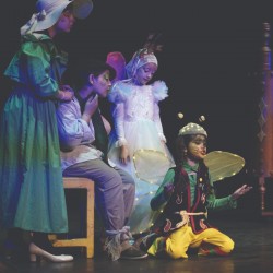 نمایش شهر فرنگ | عکس