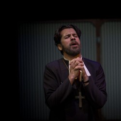 نمایش موش های بلفاست | عکس