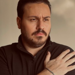 عکس محمد پاک نهاد