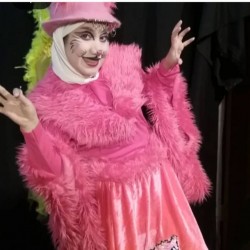 نمایش جادوی دوستی | عکس