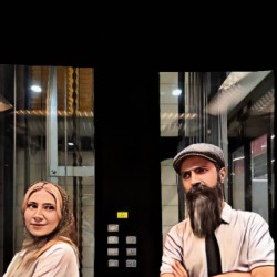 نمایشنامه‌خوانی دوستت دارم با صدای آهسته | عکس