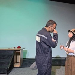 نمایش چشم ها | عکس