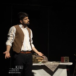 نمایش دو روی سکه | عکس