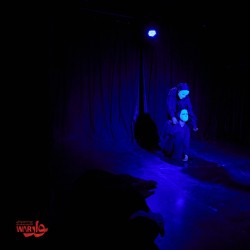 نمایش وار | عکس