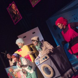 نمایش جادوی روز تولد | عکس