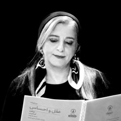 عکس آذر آغاسی راد