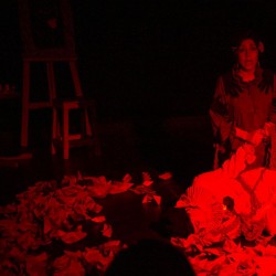 نمایش زهدان | عکس