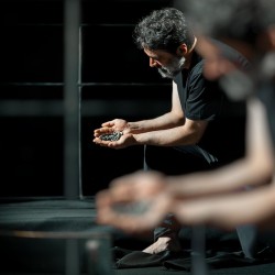 نمایش کارنامه‌ی بندار بیدخش | عکس