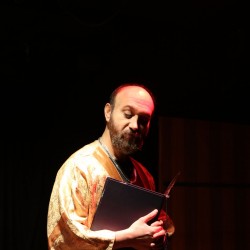 نمایش هملت شازده کوچولوی دانمارک | عکس