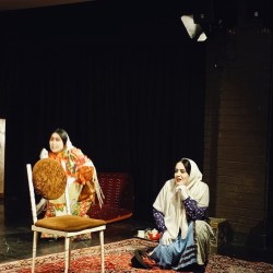 نمایش هوویان | عکس