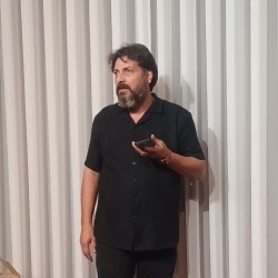 نمایش نقطه پایان | عکس