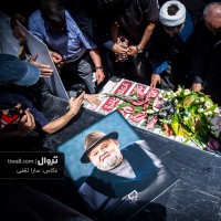 گزارش تصویری تیوال از مراسم تشییع پیکر زنده یاد اکبر عبدی / عکاس: سارا ثقفی | عکس