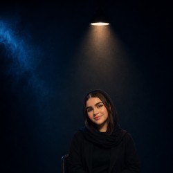 نمایشنامه‌خوانی آی بی کلاه، آی با کلاه | عکس