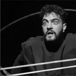 نمایش هفت شنبه‌ی آندرومدا | عکس