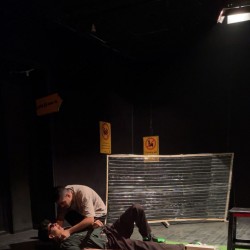 نمایش آقا ذبیح | عکس