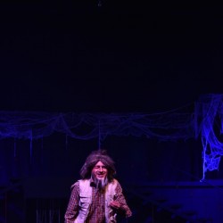 نمایش سیاه کژدم | عکس