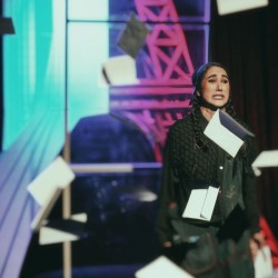 نمایش ایفل | عکس