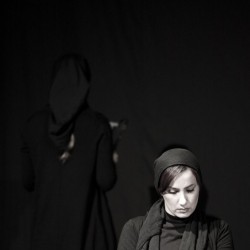 نمایش نمایشنامه خوانی خانه برنارد آلبا | عکس