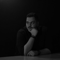 عکس امیرحسین احمدپور