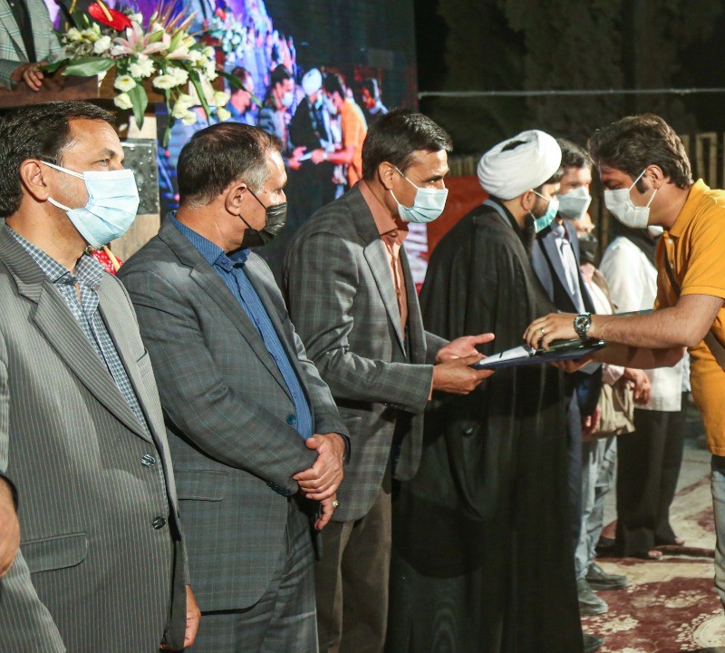 نخستین سمپوزیوم مجسمه‌سازی گل گهر به کار خود پایان داد | عکس