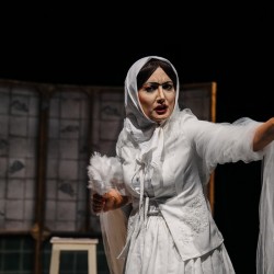 نمایش طوروپ طرب | عکس
