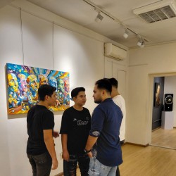 نمایشگاه نمایشگاه هزار نگاه در آینه | عکس