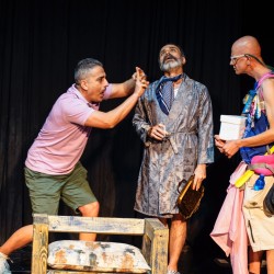 نمایش سیزده گفتگو درباره‌ی یک اتفاق | عکس