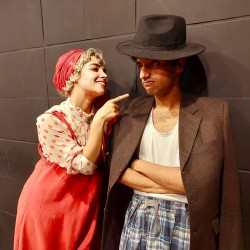 نمایشنامه‌خوانی سیب سرخه سرخه | عکس
