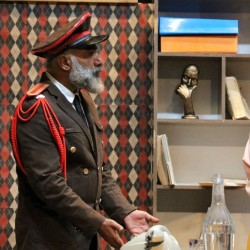 نمایش خانم و آقای قوچی | عکس