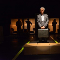 نمایش به یک قاتل ساده نیازمندیم | عکس