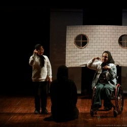 نمایش راهی به رهایی | عکس