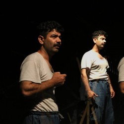 نمایش آگنیتاژ | عکس
