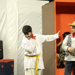 نمایش کمد جادویی عروسک‌ها | عکس