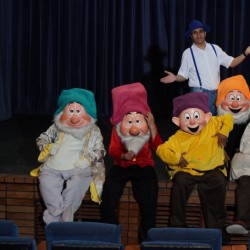 نمایش عروسک شو | عکس