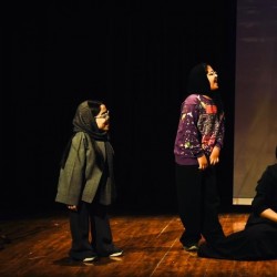 نمایش راهی به رهایی | عکس