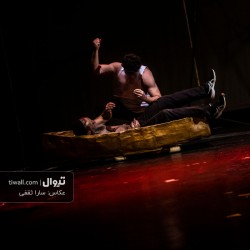 نمایش کشتارگاه | دیوار | عکس