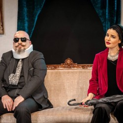 نمایش هیچ کس جیمی نمیشه | عکس