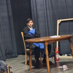 نمایش شاعری که دیوانه شد | عکس