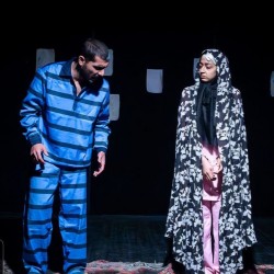 نمایش دور از دسترس اطفال نگهداری شود | عکس