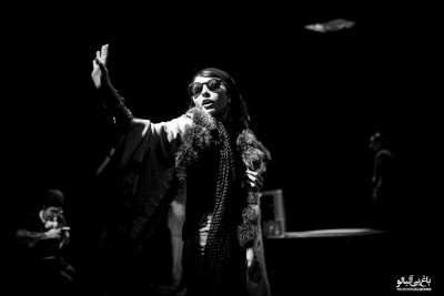 نمایش باغ بی آلبالو | دور دوم | نمایش «باغ بی‌آلبالو» جدیدترین تجربه کارگردانی لیلی رشیدی و محمد عاقبتی از ۱۲ شهریور در پردیس تئاتر و موسیقی دِکُر به صحنه می‌رود. | عکس