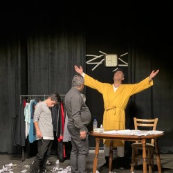 نمایش شاعری که دیوانه شد | عکس