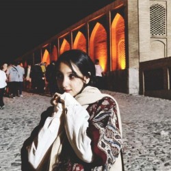 عکس ستایش زنگانه