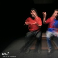 نمایش تو این دعوا حمید حجت رو خفه می کنه | گزارش تصویری تیوال از نمایش تو این دعوا حمید حجت رو خفه می کنه / عکاس: پریچهر ژیان | عکس