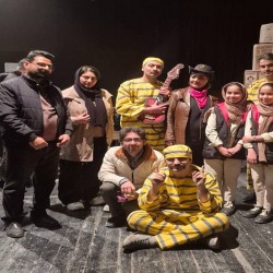 نمایش نمایش کمدی دالتون ها و ننه قمر | عکس