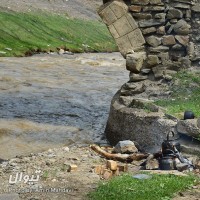 گردش یک سفر یک کتاب |روستای یوش - با احمد پوری| | سفرنامه «یک سفر یک کتاب |روستای یوش - با احمد پوری|» | عکس