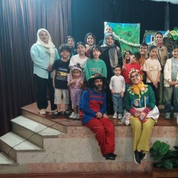 نمایش خرگوش شعبده باز | عکس