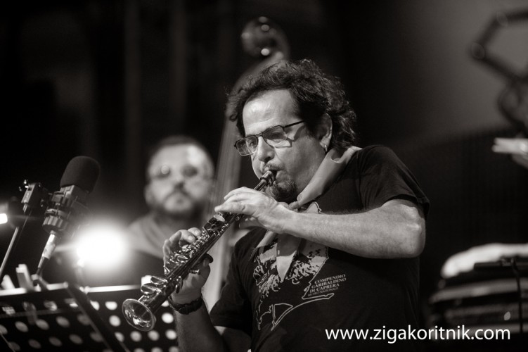 عکس کنسرت انزو فاواتا، موسیقی جَز (ایتالیا)