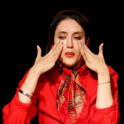 نمایش همه چیز روی میز | عکس