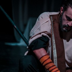 نمایش گوروس | عکس