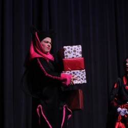 نمایش خاله سوسکه | عکس